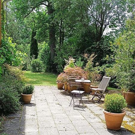 Apartment Unterm Dach Mit Kleinem Seeblick Munsing Bagian luar foto